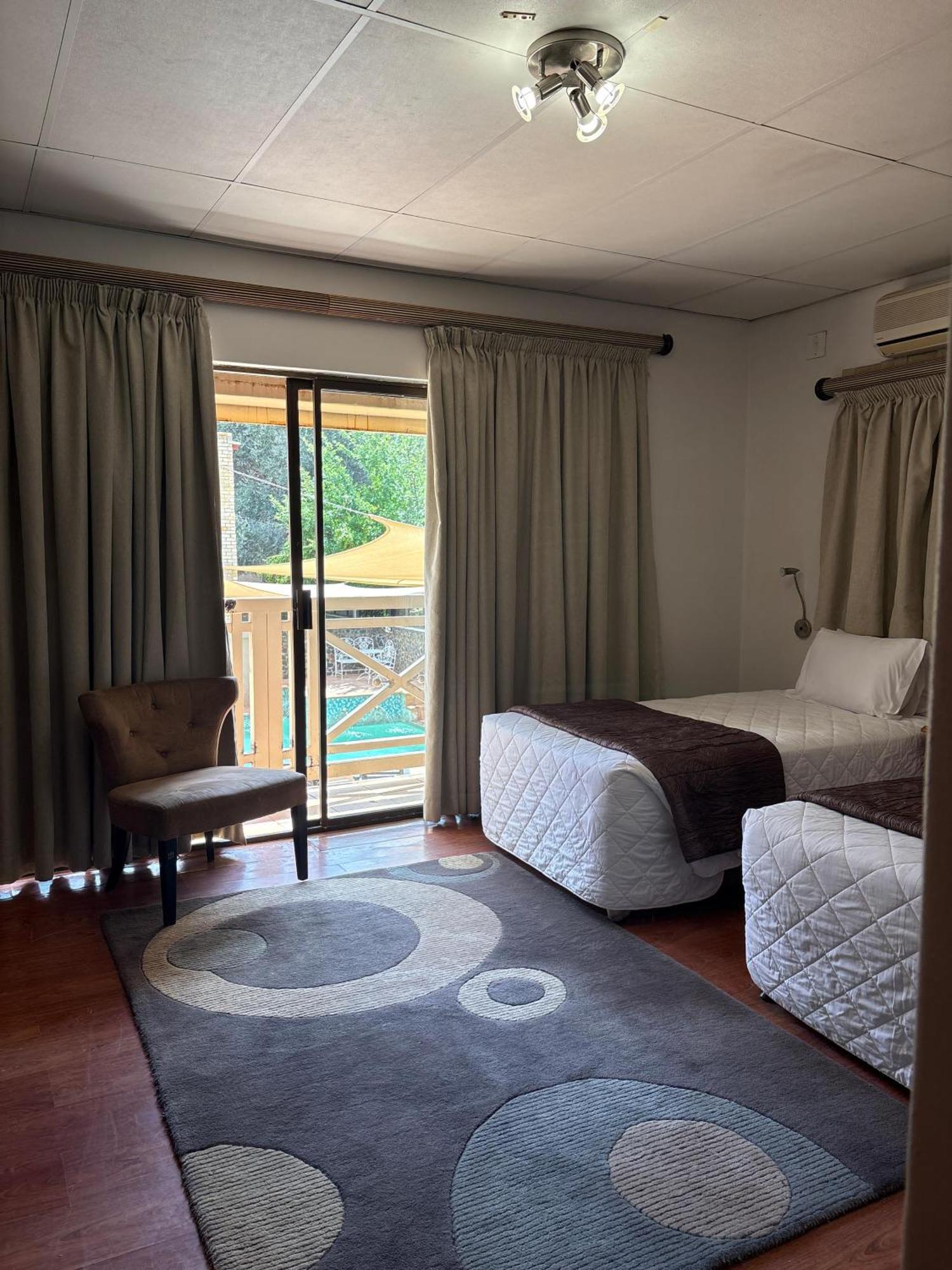 Bloem Spa Hotel & Conference ブルームフォンテーン 部屋 写真